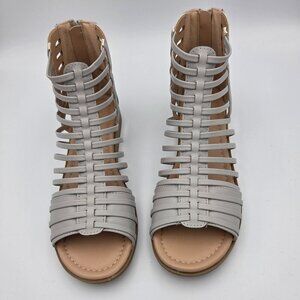 Journee Collection 10 Grey Open Toed Leather Sandal w/Zipper Back & 1" Heel.